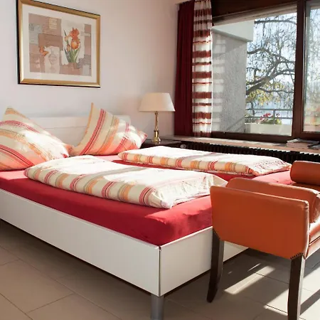 Koenigsegg Mit Hallenschwimmbad * Reichenau